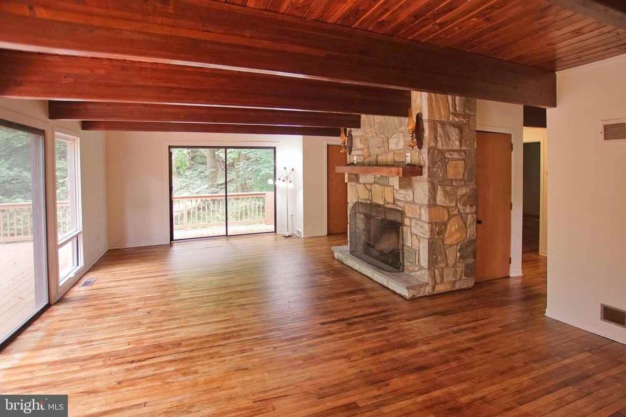 256 West 7 Stars Road - Photo 4 of 24