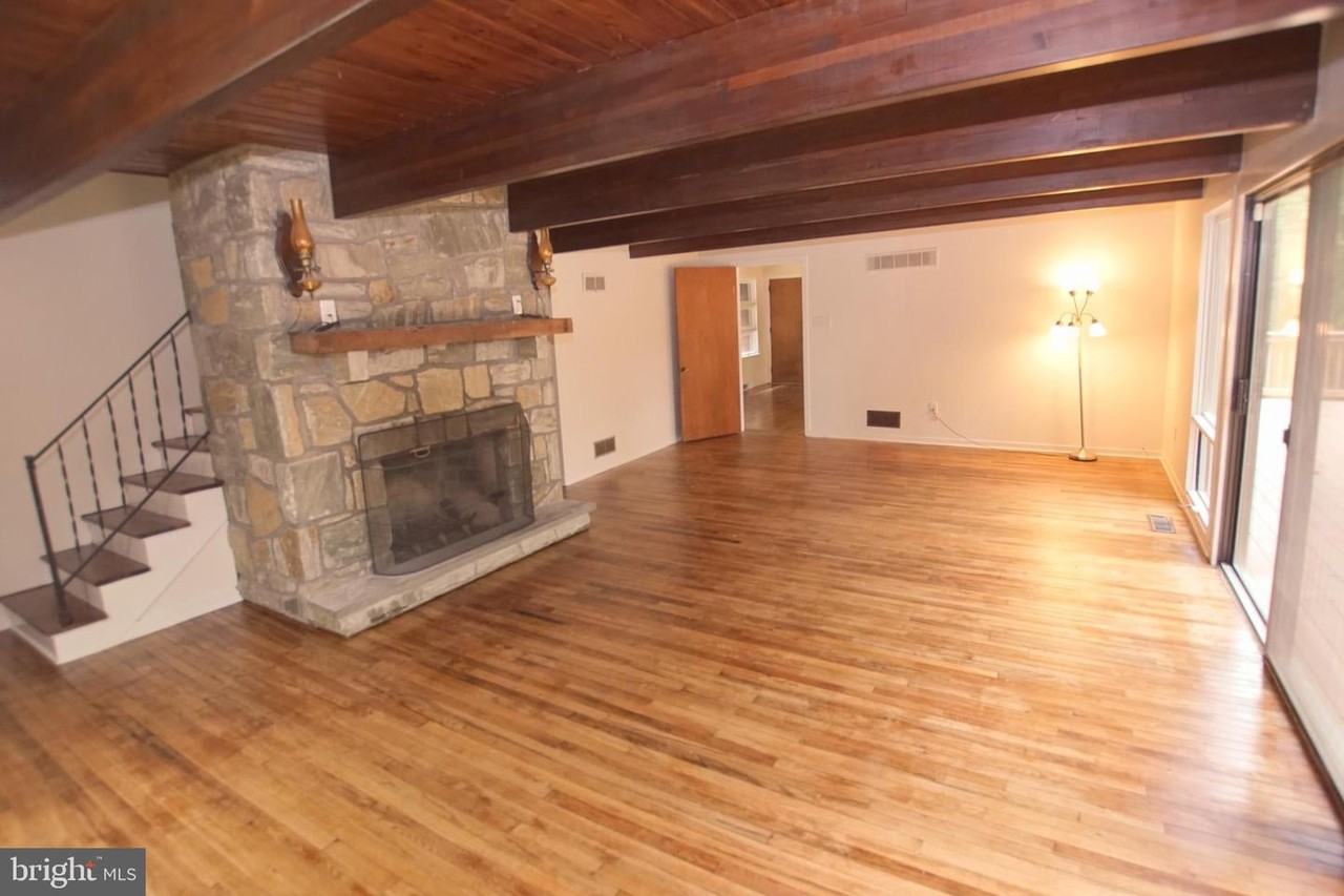 256 West 7 Stars Road - Photo 5 of 24