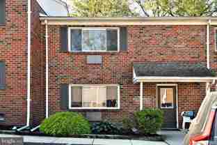 447 Pine St - Photo 1 of 1