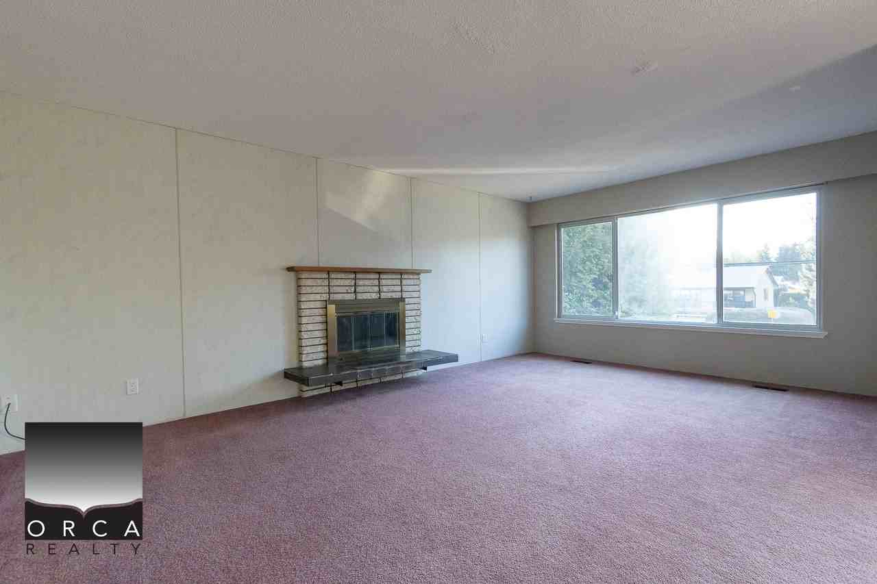 1554 Westover Rd - Photo 3 of 40