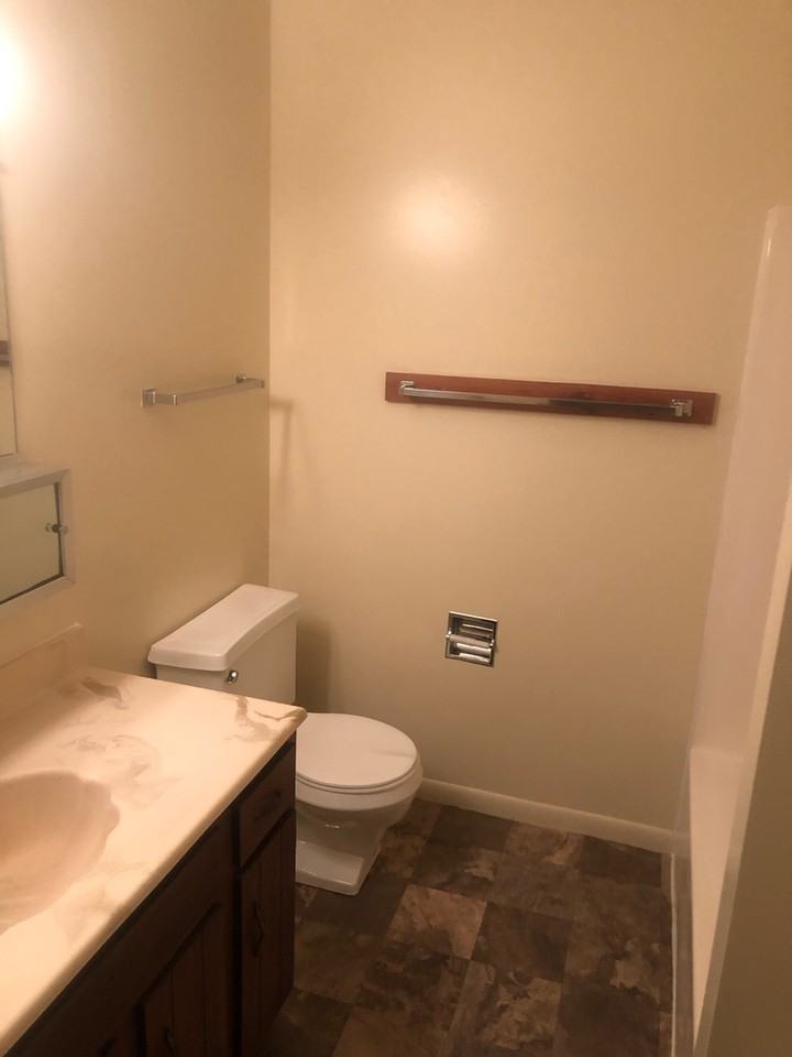1425 East 15th - Photo 2 of 4