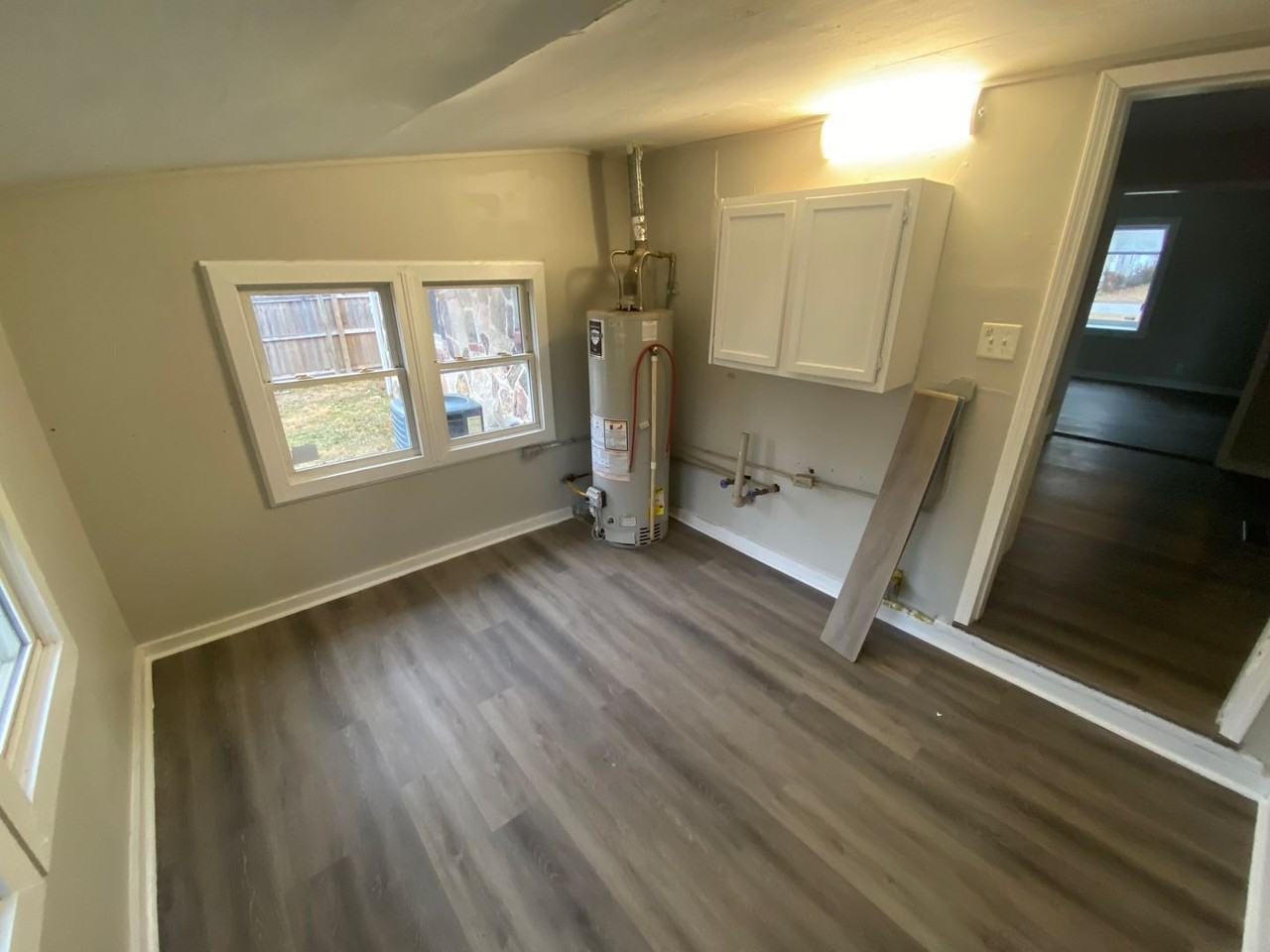 2614 W Nichols St - Photo 2 of 7