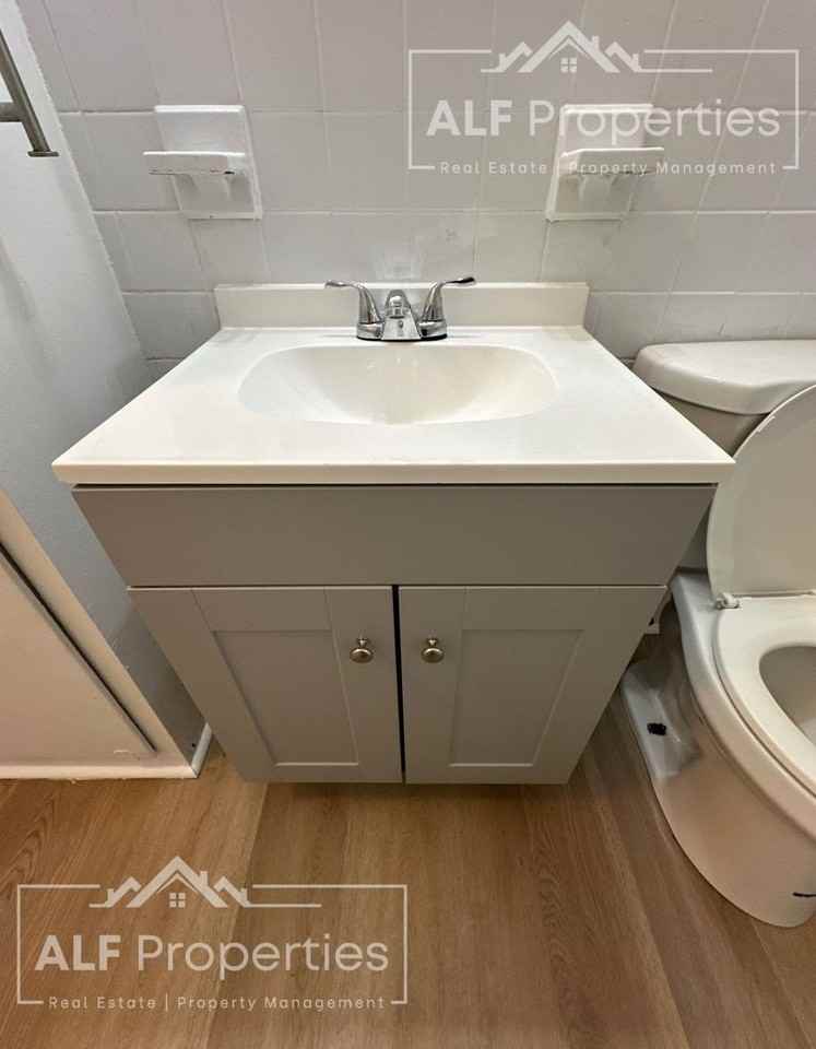 601 Hammond St - Photo 7 of 11