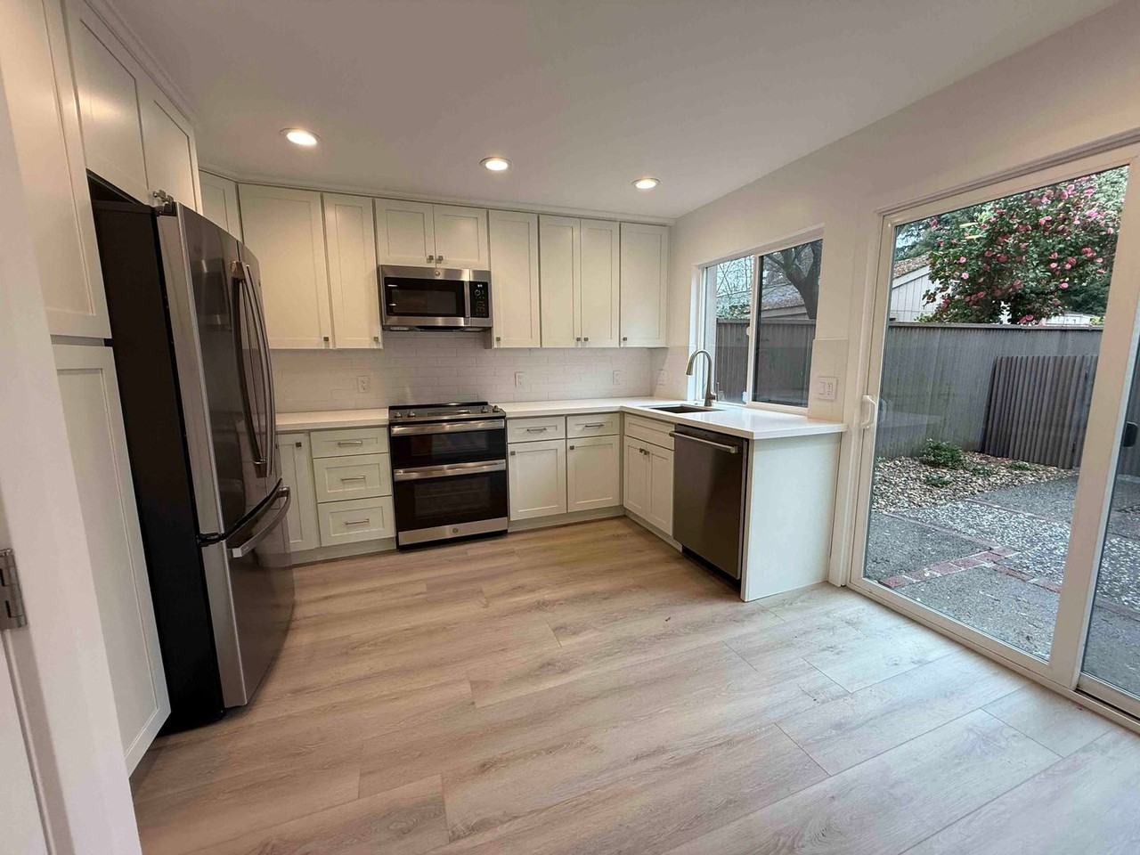 108 Hartnell Pl - Photo 2 of 46