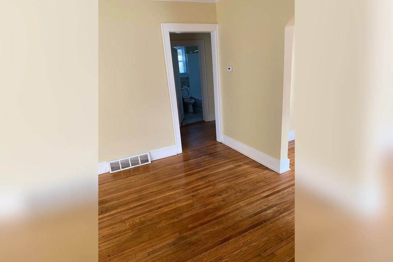 114 Hawthorne Ln - Photo 2 of 12