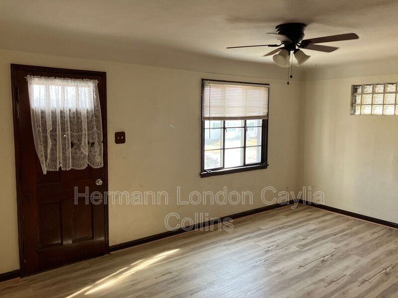5657 Sunbury Ave - Photo 3 of 31