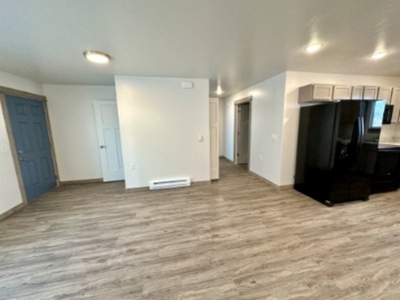 3181 Queen Annes St - Photo 4 of 15