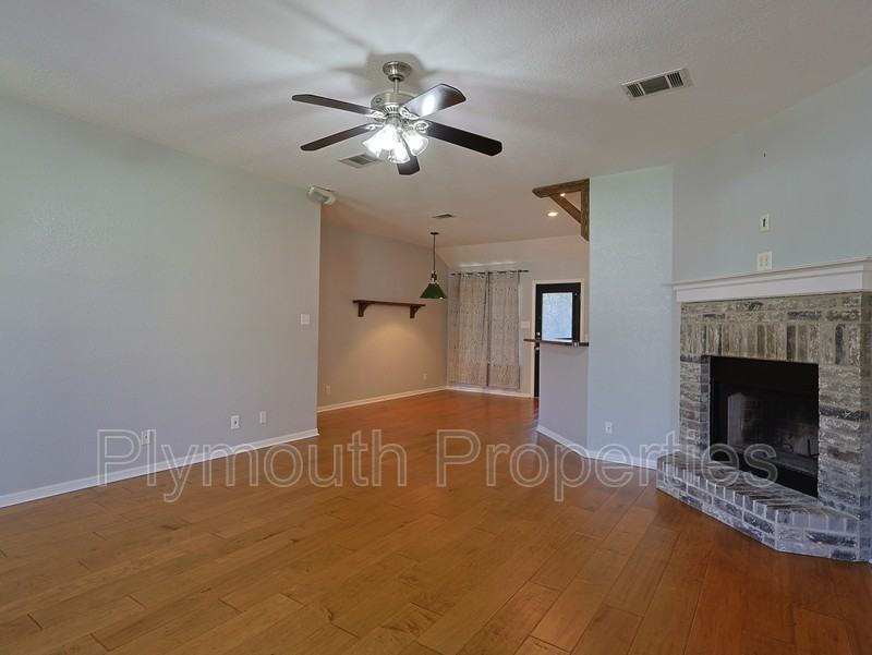 3 Bluebonnet Loop - Photo 3 of 16