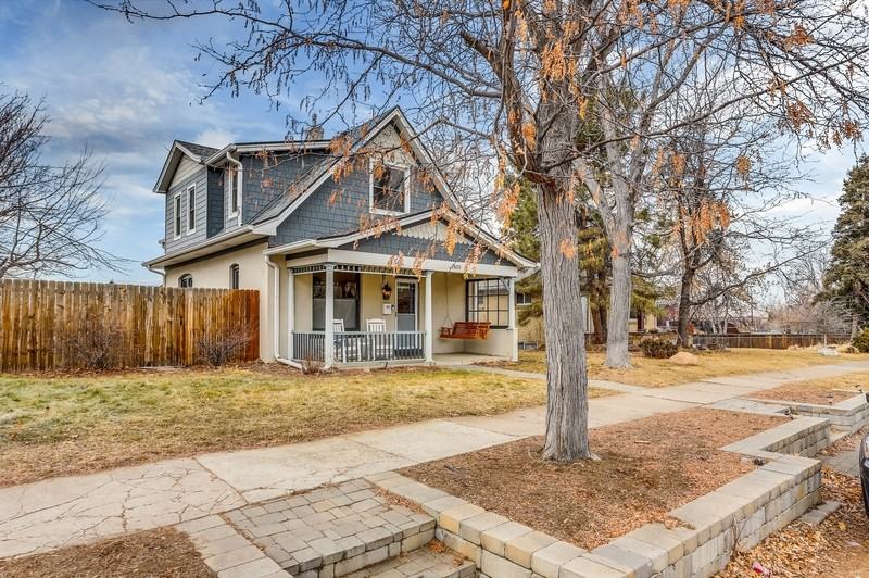 1835 S Sherman St - Photo 2 of 50