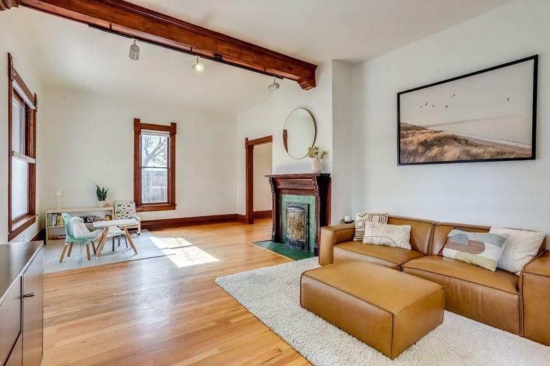 1835 S Sherman St - Photo 5 of 50