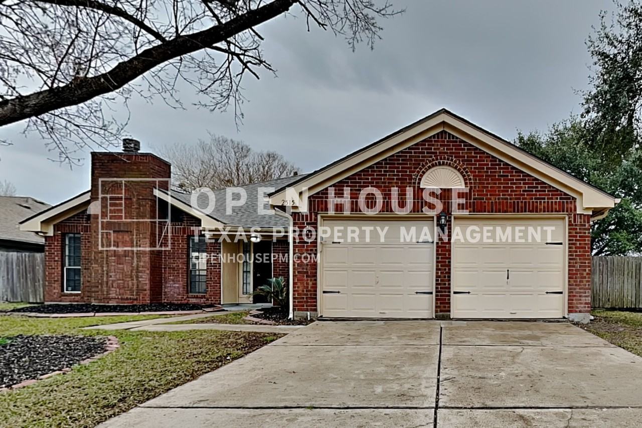 2515 Chestnut Cir - Photo 2 of 21