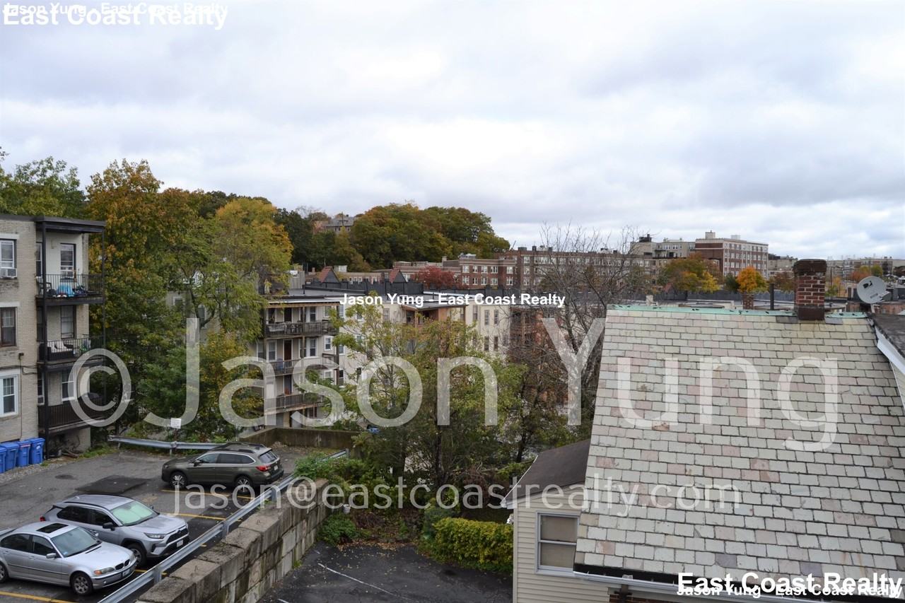 127 Lanark Rd #3 - Photo 3 of 19