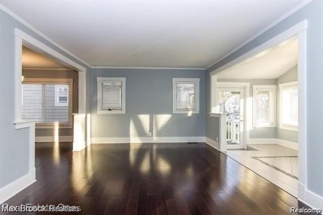 1183 Bird Ave - Photo 2 of 15