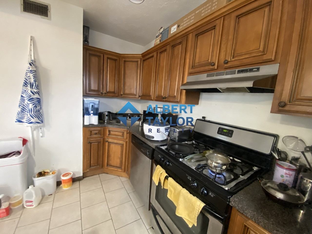 87 Sheridan St #3 - Photo 4 of 12