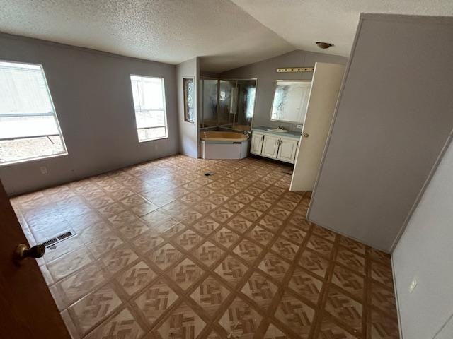 14915 1st St - Photo 4 of 6