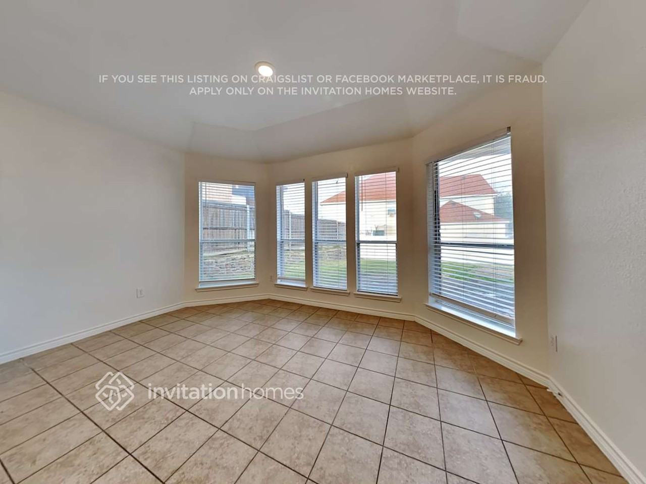 1000 Fox Willow Ct - Photo 7 of 19