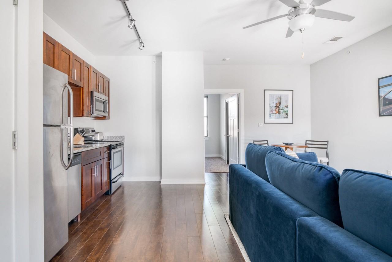 1016 18th Avenue South - Photo 5 of 25