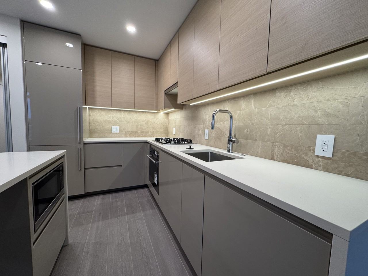 2108 Gilmore Avenue - Photo 10