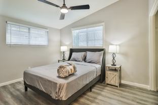 24314 Kittridge St - Photo 1 of 1