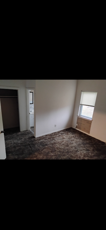 428 E Dunklin St #2 - Photo 3 of 6