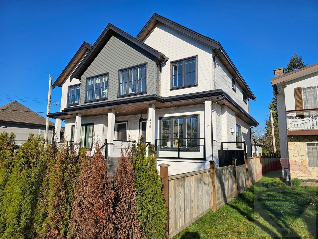 1435 East 17th Avenue, Vancouver, BC V5N 2G8 1 Bedroom