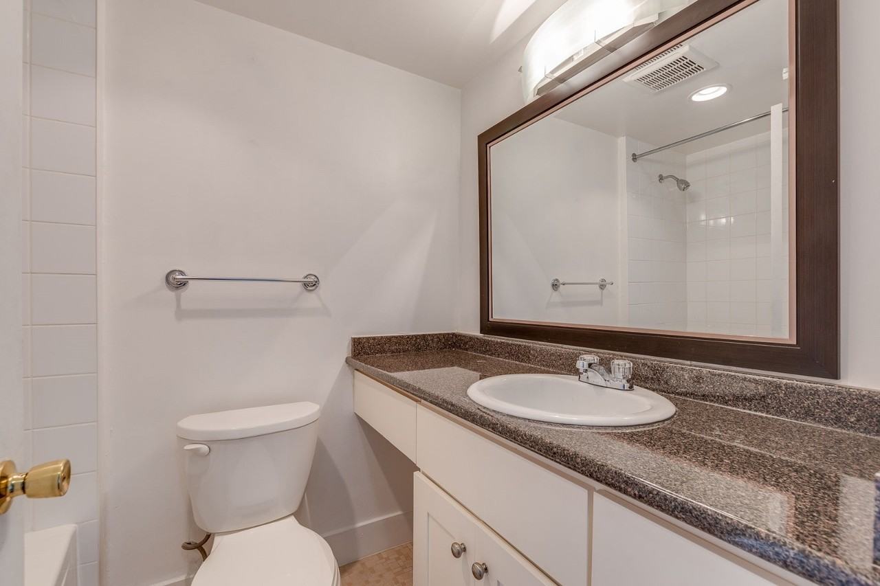 Southeast Marine Drive - Photo 6 of 7