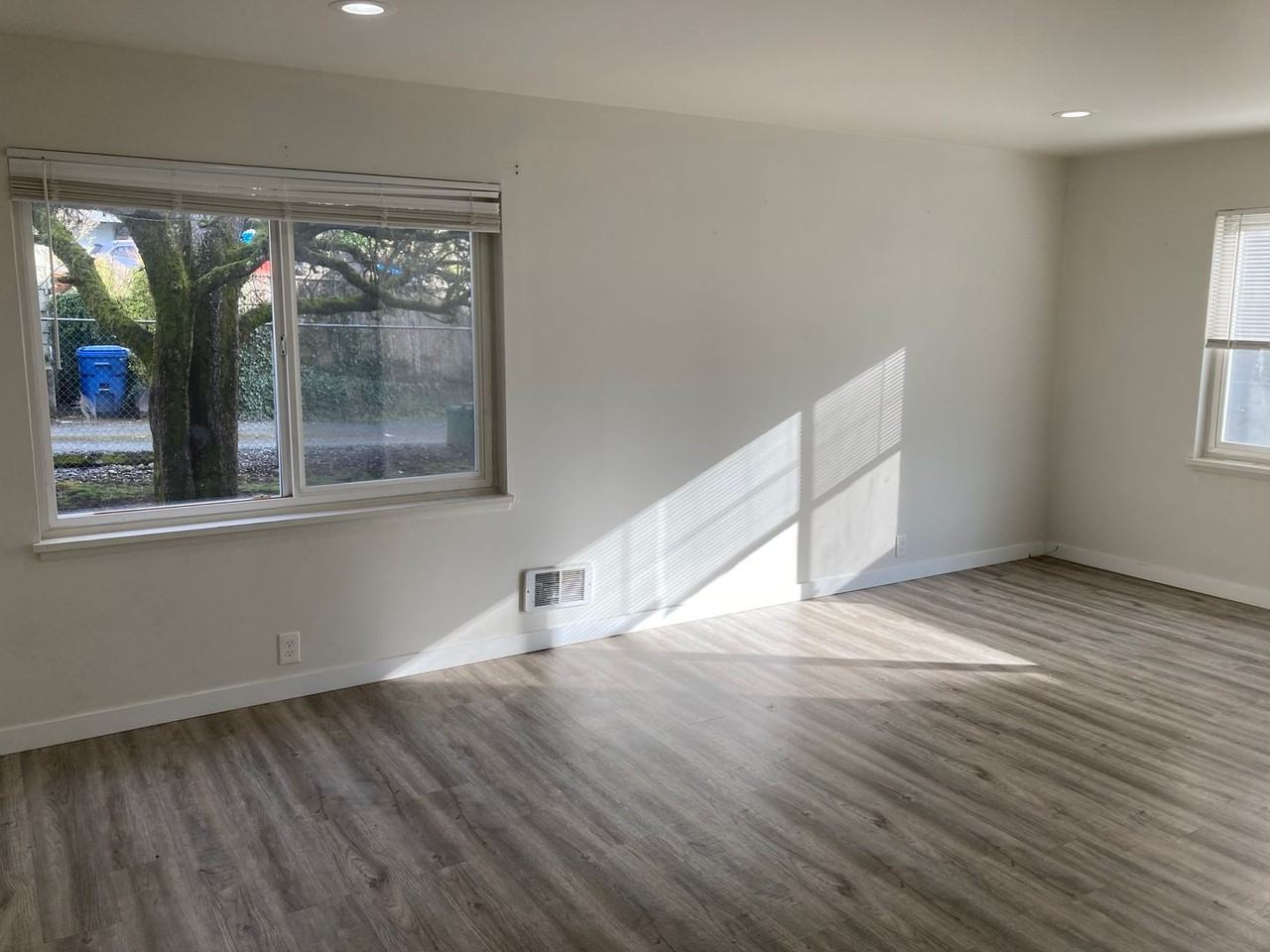 Jennifer Ryan Apartments - Photo 7 of 22