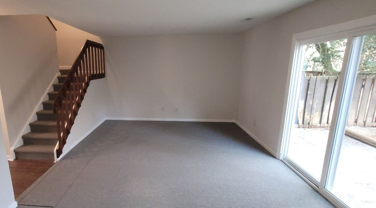 7237 Sandy Creek Dr - Photo 7 of 24