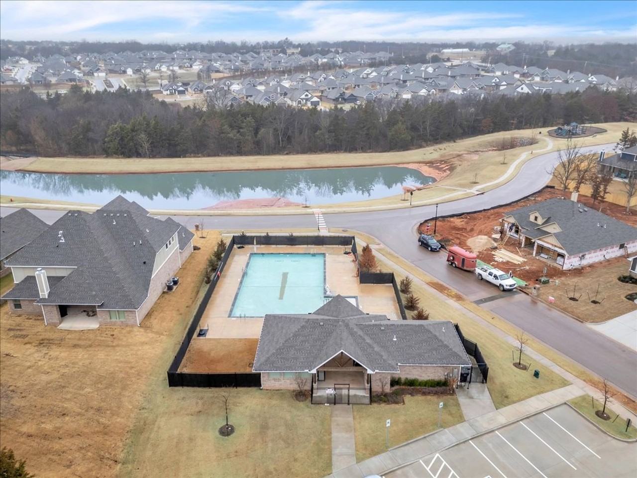 5316 Lannister Ln - Photo 3 of 32