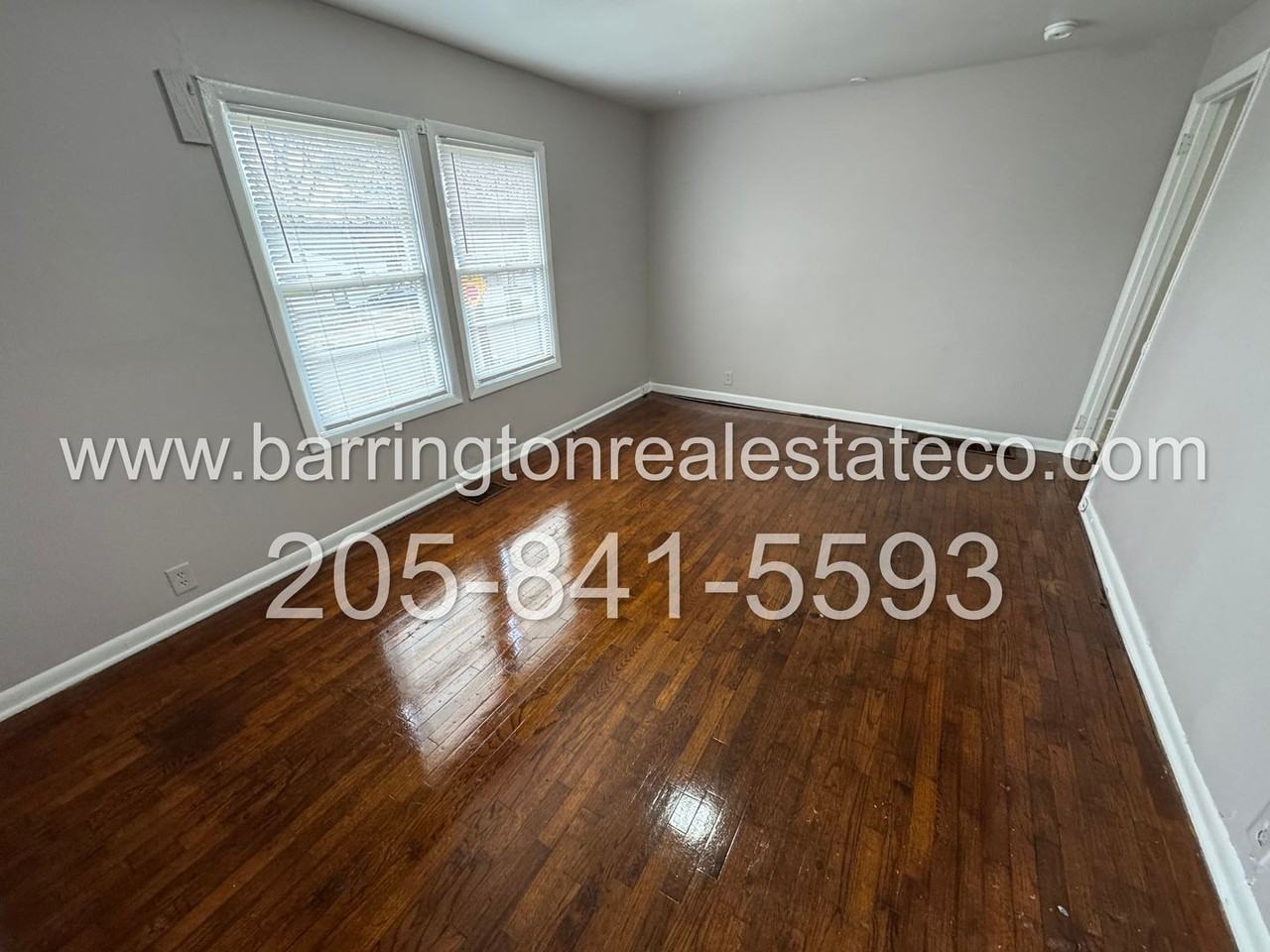 4537 40th Place North - Photo 2 of 6