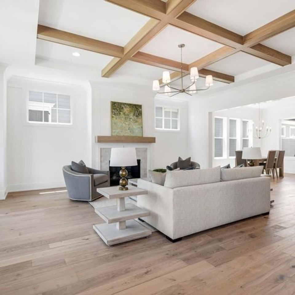 1073 Southbrooke Boulevard - Photo 6 of 50