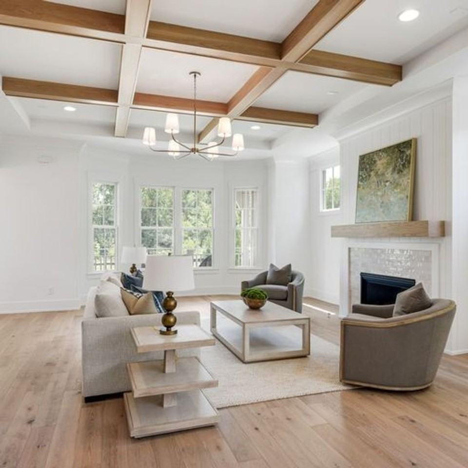 1073 Southbrooke Boulevard - Photo 7 of 50