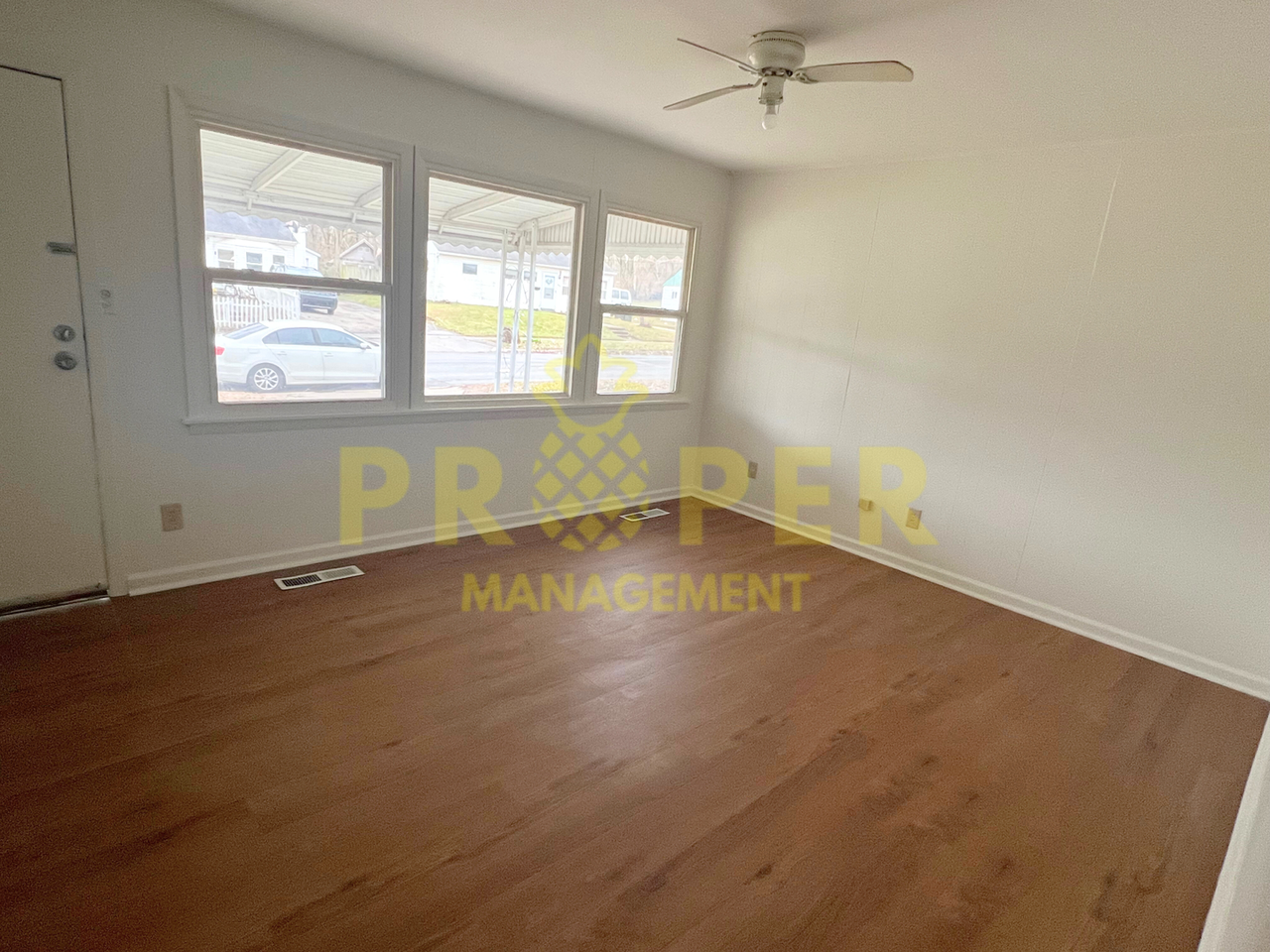 4625 Gardendale Ave - Photo 2 of 9