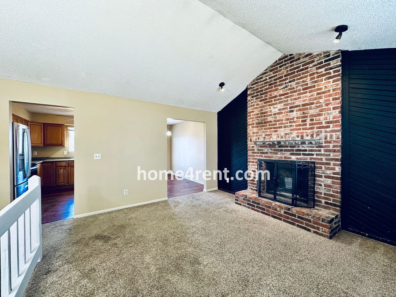 14803 W 150th St - Photo 5 of 32