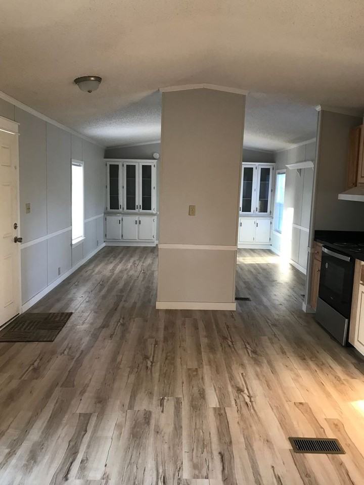 5027 Bullock St - Photo 5 of 30