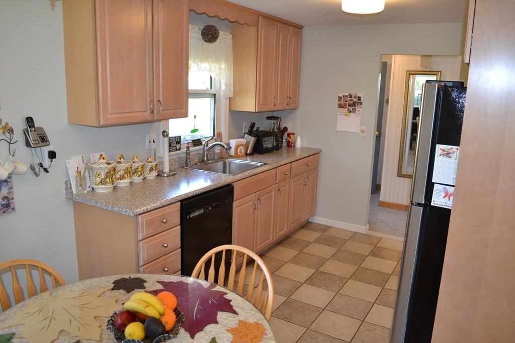 90 Albemarle Rd #NA - Photo 3 of 18