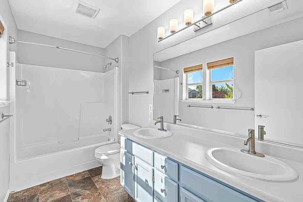 45 Crocker St #1 - Photo 7 of 12