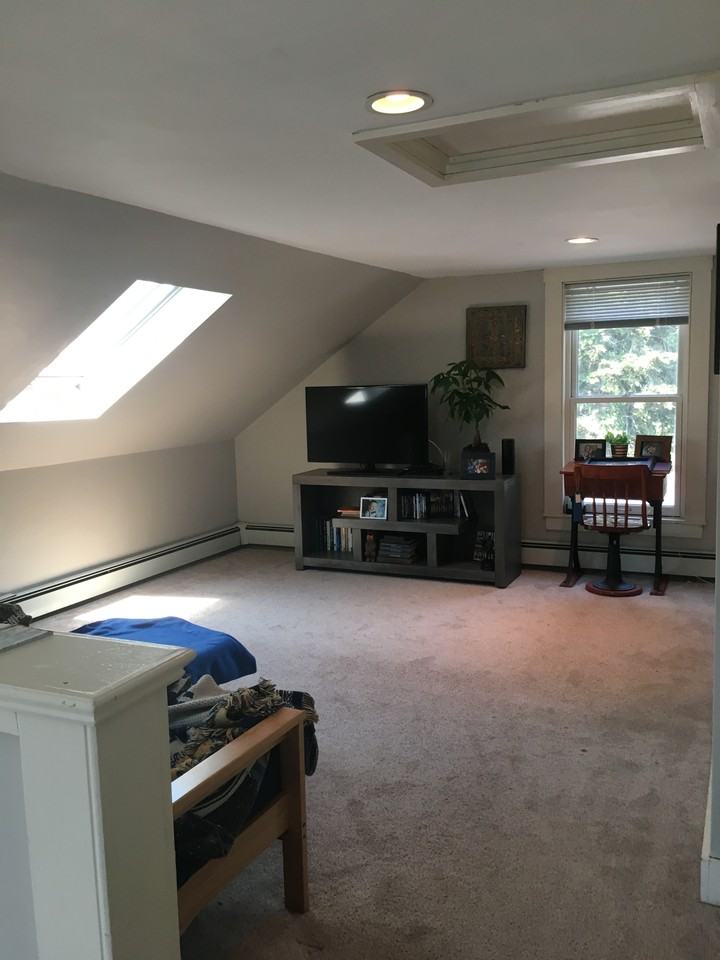 955 Woodbury Ave #1 - Photo 4 of 10