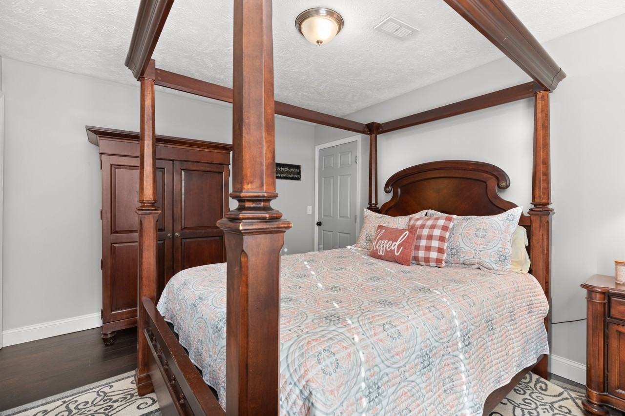 1955 Lakeshore Dr #1955 - Photo 3 of 15