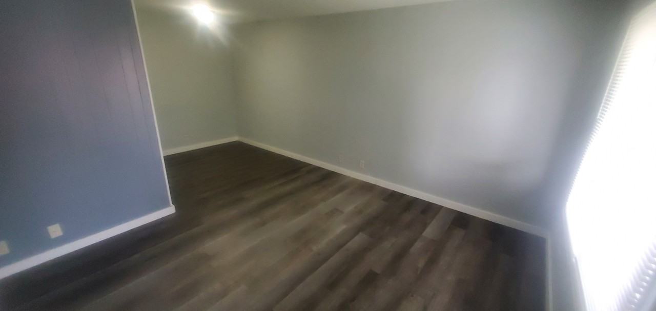 918 Denton Street #3 - Photo 3 of 11