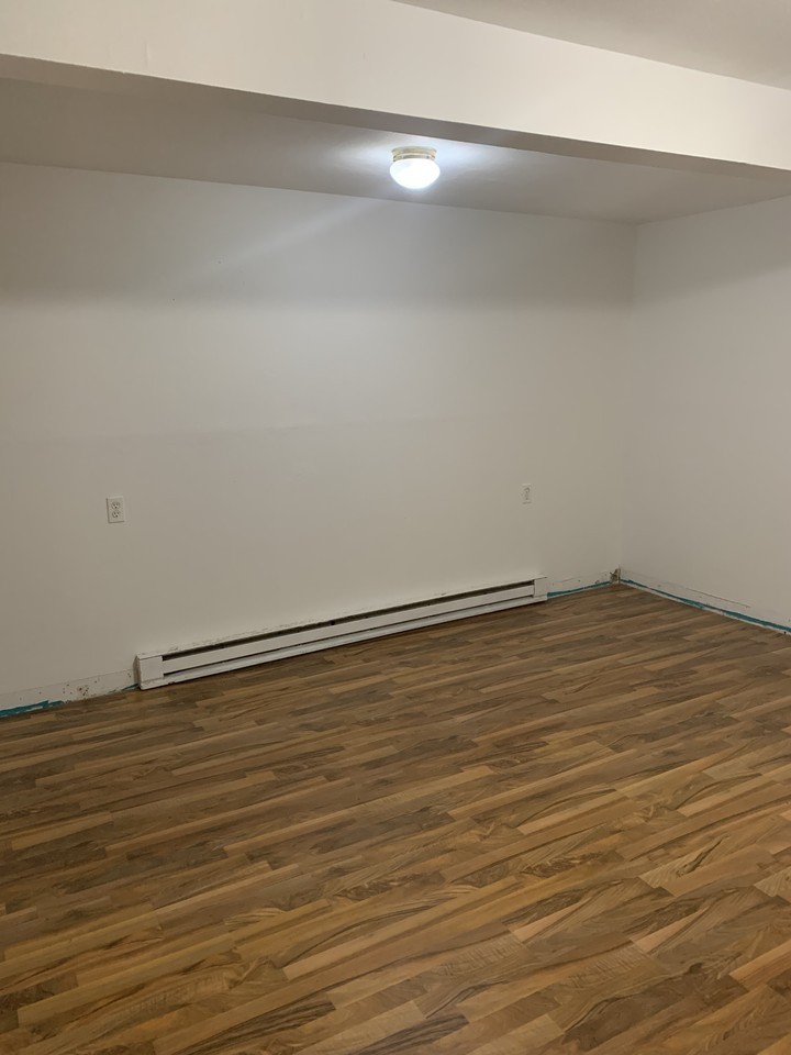 537 Main St #2 - Photo 5 of 12