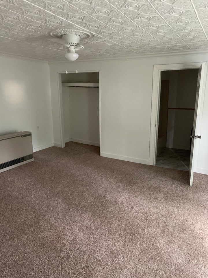 537 Main St #2 - Photo 6 of 12