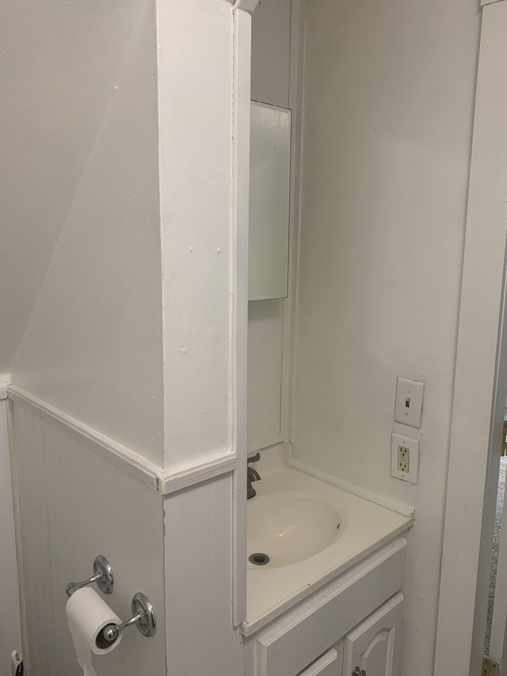 537 Main St #2 - Photo 7 of 12