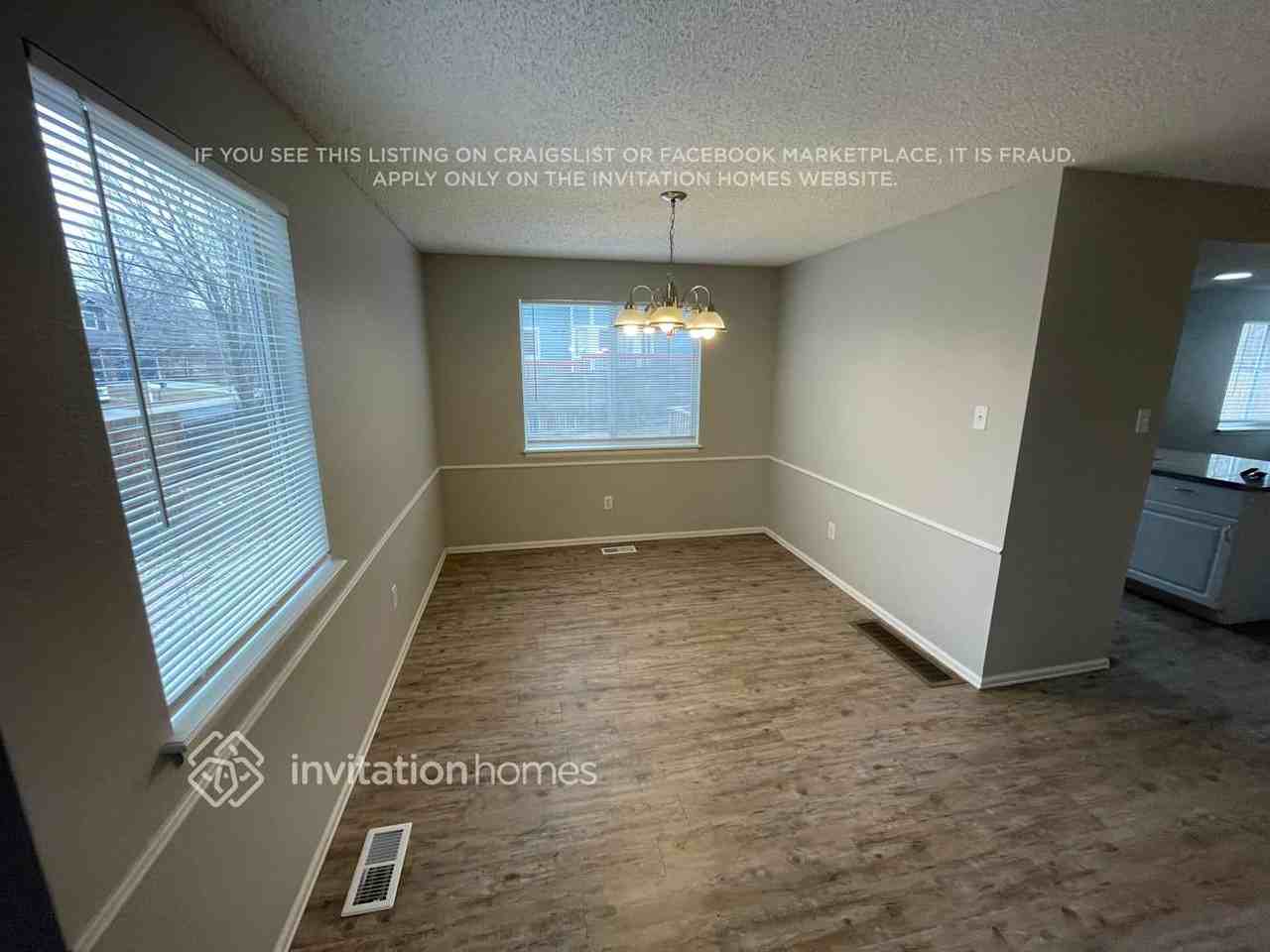 12274 Glencoe St - Photo 6 of 21