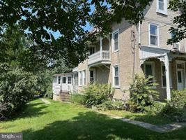 featured image of 501 Bridge St