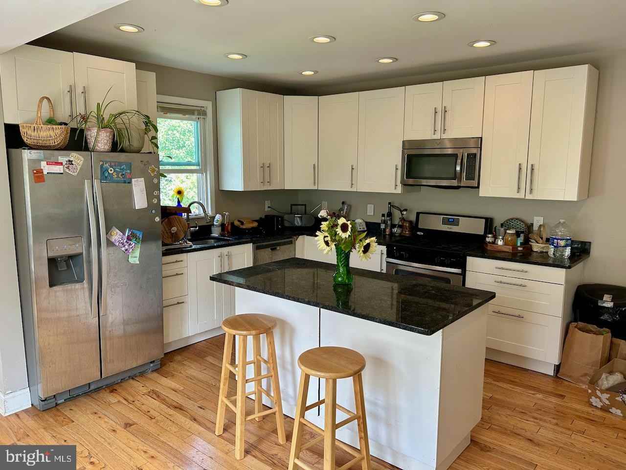 501 Bridge Street - Photo 2 of 23