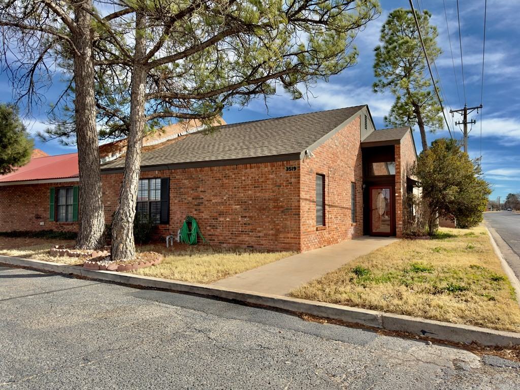 3519 Andrews Hwy - Photo 2 of 27