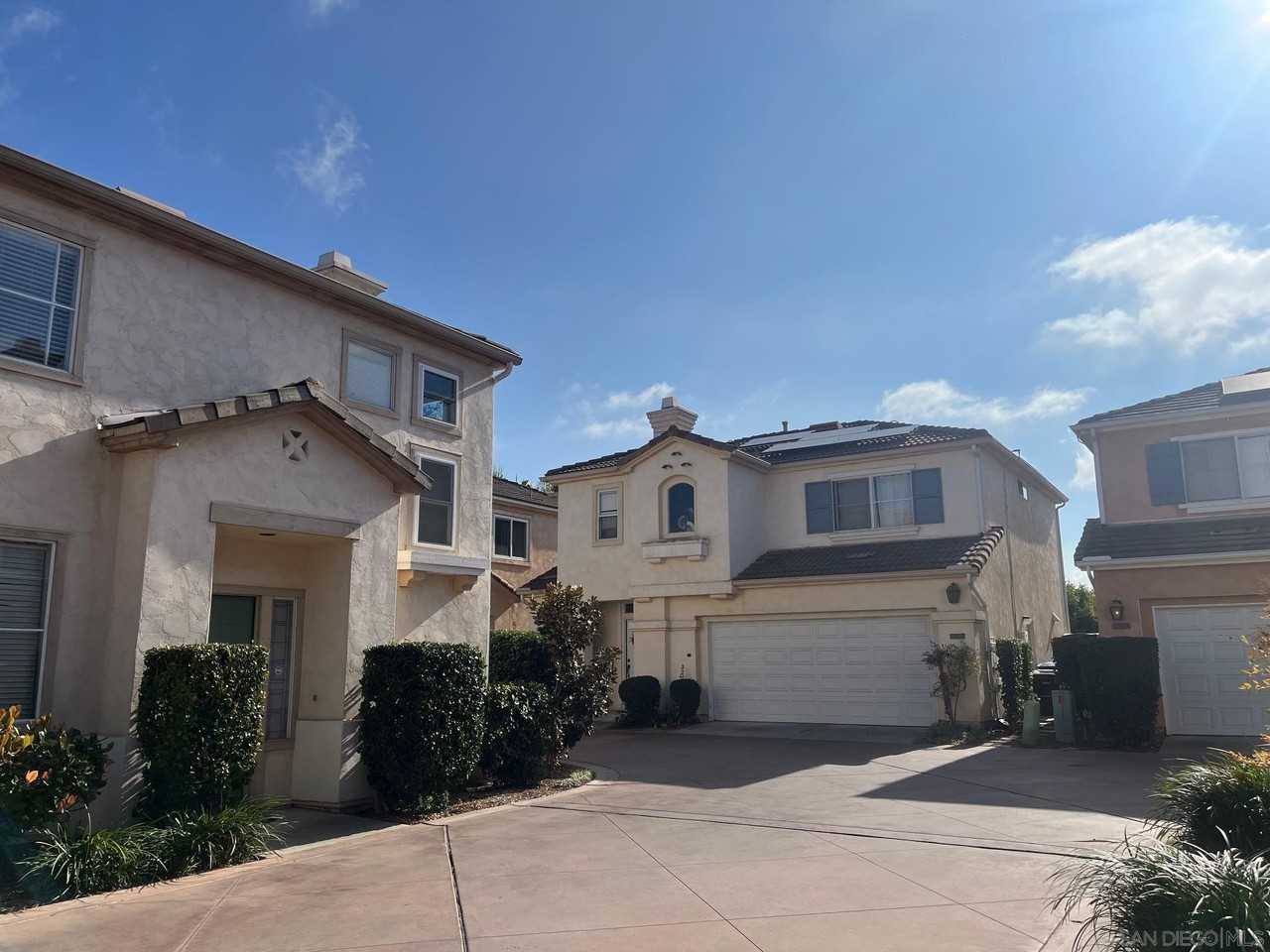 1210 La Vida Ct - Photo 3 of 8