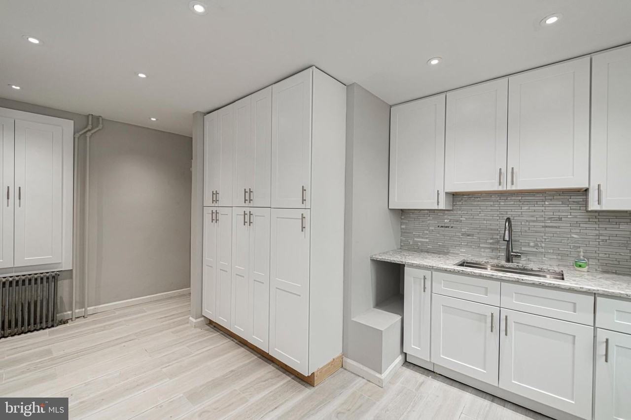 300 Saint Marys St - Photo 7 of 17