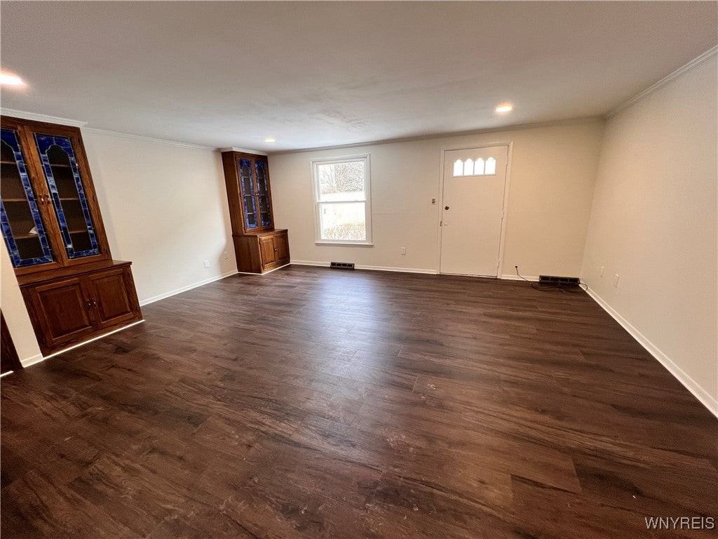 666 W Ferry St - Photo 6 of 14